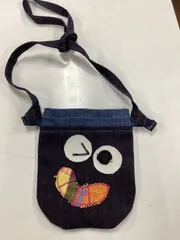 デニムのショルダーバッグ