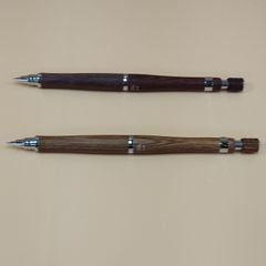 Item thumbnail for item 10016698-f0a6-4044-8bfd-2c32b2ece2db