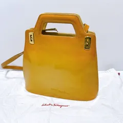 Salvatore Ferragamo サルヴァトーレフェラガモ　バッグ　ショルダーバッグ　ハンドバッグ　2way レザー　イエロー　ゴールド金具　保存袋付き　中古品　汚れあり　管理番号KKVTRRA180