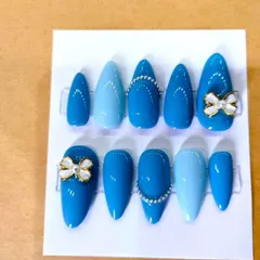 ネイルチップ　ブルー×スカイブルー×リボン