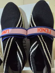 FENDI スニーカー