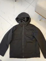 ユニクロ ホワイトマウンテニアリング キッズ ダウン (160)