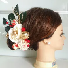 和装に上品で可愛い髪飾り 成人式 結婚式 着物 卒業式に【024】