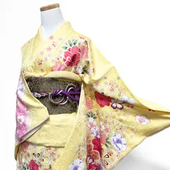 振袖　金彩　牡丹　菊　水引　桜　桜紗綾形地紋　晴れの日　着物　124b d ms