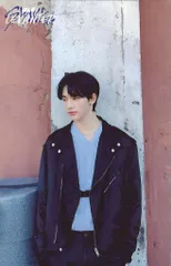 StrayKids Hyunjin CLE:LEVANTER ロゴ