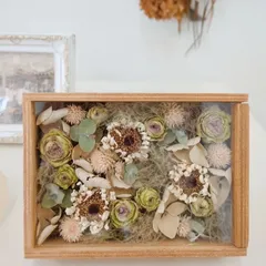 グリーン系　ドライフラワーBOXアレンジ　お祝い　ギフト　誕生日　ウェルカムボード