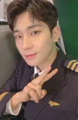 【中古】コレクションカード(男性) SEVENTEEN/WONWOO(ウォヌ)/「SEVENTEEN GLOBAL OFFICIAL FANCLUB ‘CARAT’ MEMBERSHIP KIT」同梱フォトカード