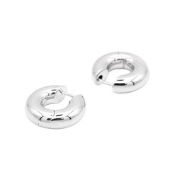 新品】Tom Wood トムウッド Chunky Hoops Small Silver ピアス - メルカリ