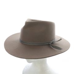 Item thumbnail for item 24984af2-2fd7-4e38-843b-cee35d7a2317