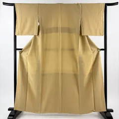 【美品】 色無地 身丈159cm 裄丈64.5cm M 袷 ベージュ 正絹 優品 【中古】