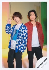 【中古】生写真(STARTO) Hey! Say! JUMP/高木雄也・伊野尾慧/膝上/「Hey! Say! JUMP LIVE TOUR 2023→2024 PULL UP!」グッズオフショット/公式生写真