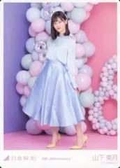 【中古】コレクションカード（乃木坂46） 山下美月/全身・「8周年記念」/「乃木坂46 8th Anniversary」 WebShop限定 生写真カード