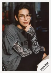 【中古】生写真(STARTO) Snow Man/ラウール/膝上/シングル「SERIOUS」MV＆ジャケ写オフショット/公式生写真