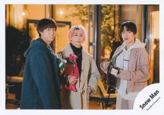 【中古】生写真(STARTO) Snow Man/深澤辰哉・阿部亮平・佐久間大介/横型・上半身/シングル「LOVE TRIGGER / We’ll go together」MV＆ジャケ写オフショット/公式生写真