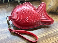 【栃木レザー】たい焼き型ミニポーチ｜遊び心ある小物・小銭入れ｜ハンドメイド