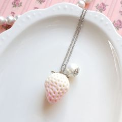 Item thumbnail for item a55df3fd-c381-416f-9c8d-1c1eadf6562d