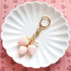 Item thumbnail for item 86564d48-d253-4eda-b2e1-28623d92a11a