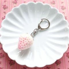 Item thumbnail for item 77769c46-7788-4122-af90-3f089797892a