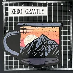 J715　アウトドア・キャンプ防水ステッカー ZEROGRAVITY