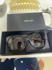 PRADA サングラス ブラック レオパード