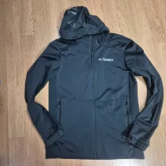 (送料無料) adidas アディダス テレックス スリムフィット 機能性 ブラック 起毛 ジャケット