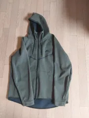 ナイキ テックフリース ウィンドランナー ジップアップフーディ