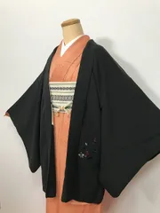 【中古】Mサイズ 羽織 正絹 黒地に枝花文様 裄長め
