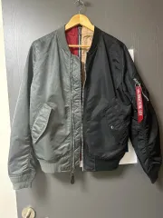 アルファ インダストリーズ ブラック/グレー リバーシブル ブルゾン ジャケット