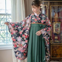 Item thumbnail for item eb1bcf6b-7b1a-446a-b19a-a5e92c3bd359