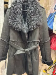 ブラック ムートン ファー コート