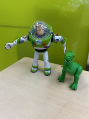 ディズニー トイ・ストーリー リアルサイズ トーキング バズライトイヤー＆レックス 2体セット タカラトミー 中古 動作確認済 ※羽不具合あり　★「管理No.F11898」