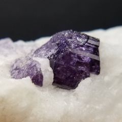 673 中国 ヤオガンシャン産 ポーセリンフローライト - メルカリ