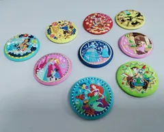 ディズニー　刺繍缶バッジビスケット2　9種　バンダイ 食玩　Disney Characters