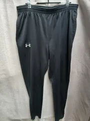 UNDER ARMOUR アンダーアーマー 黒色 トレーナー ズボン 36