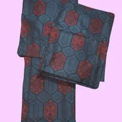 オープニングセール！リサイクル着物　亀甲文ウールアンサンブル