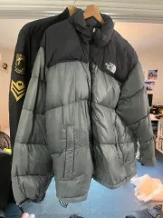 ノース 700 ダウン グレー