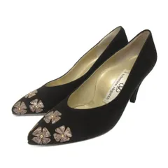 2025年最新】valentino パンプスの人気アイテム - メルカリ