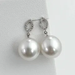 南洋白蝶真珠 10-11mm Pt900ピアス ダイヤモンド