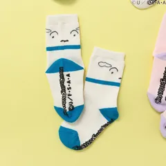 WEB限定 クレヨンしんちゃんソックス　apres les cours V554925　オフホワイト