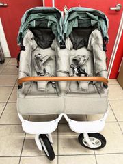 Item thumbnail for item 929117af-01e2-4668-bc70-a53b5c4212d4