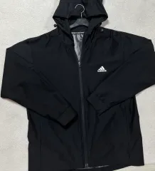 アディダス ブラック フード ウィンドブレーカー ジャケット