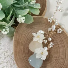 お花とドロップのブローチ■korunpin-62-s【フローチ】【華やか】【かわいい】【ゴージャス】【ビーズ】【ハンドメイド】【フォーマル】