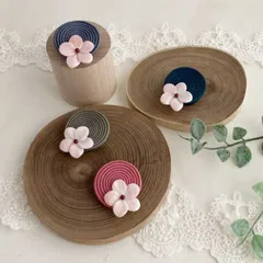 天然素材・シェルのくるくるシルクブローチ 大 ブローチ ピン 普段使い おしゃれ シンプル 北欧 韓国  結婚式 カジュアル アンティーク パール コルンピン ラインストーン キラキラ