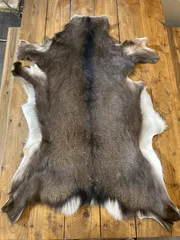 2026年最新】トナカイ 毛皮の人気アイテム - メルカリ