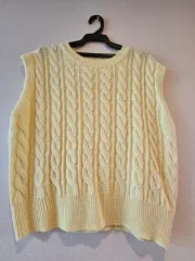 ケーブル ニット ベスト 新品
