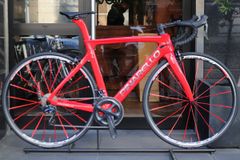ピナレロ PINARELLO ガン GAN 2019モデル 515サイズ シマノ アルテグラ R8000 11S カーボン ロードバイク 【東京南麻布店】