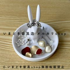 Item thumbnail for item 3530cee6-a510-490b-878a-f99b6b231eb8