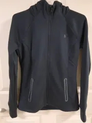 アンダーアーマー レディース ブラック フーディー 起毛 ジップアップ ジャケット