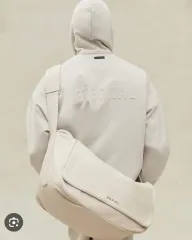 2026年最新】FEAR OF GOD ショルダーバッグの人気アイテム - メルカリ