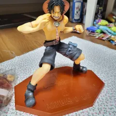 ONE PIECE 正規品 ポートガス・D・エース POP フィギュア